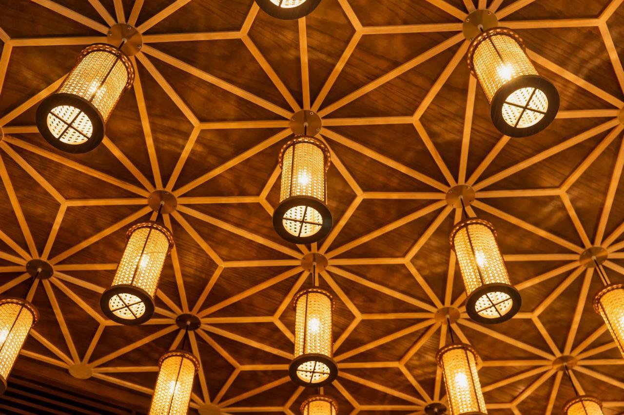 Arbour Hotel&Residence Pattaya Exterior foto Ceiling of the main hall