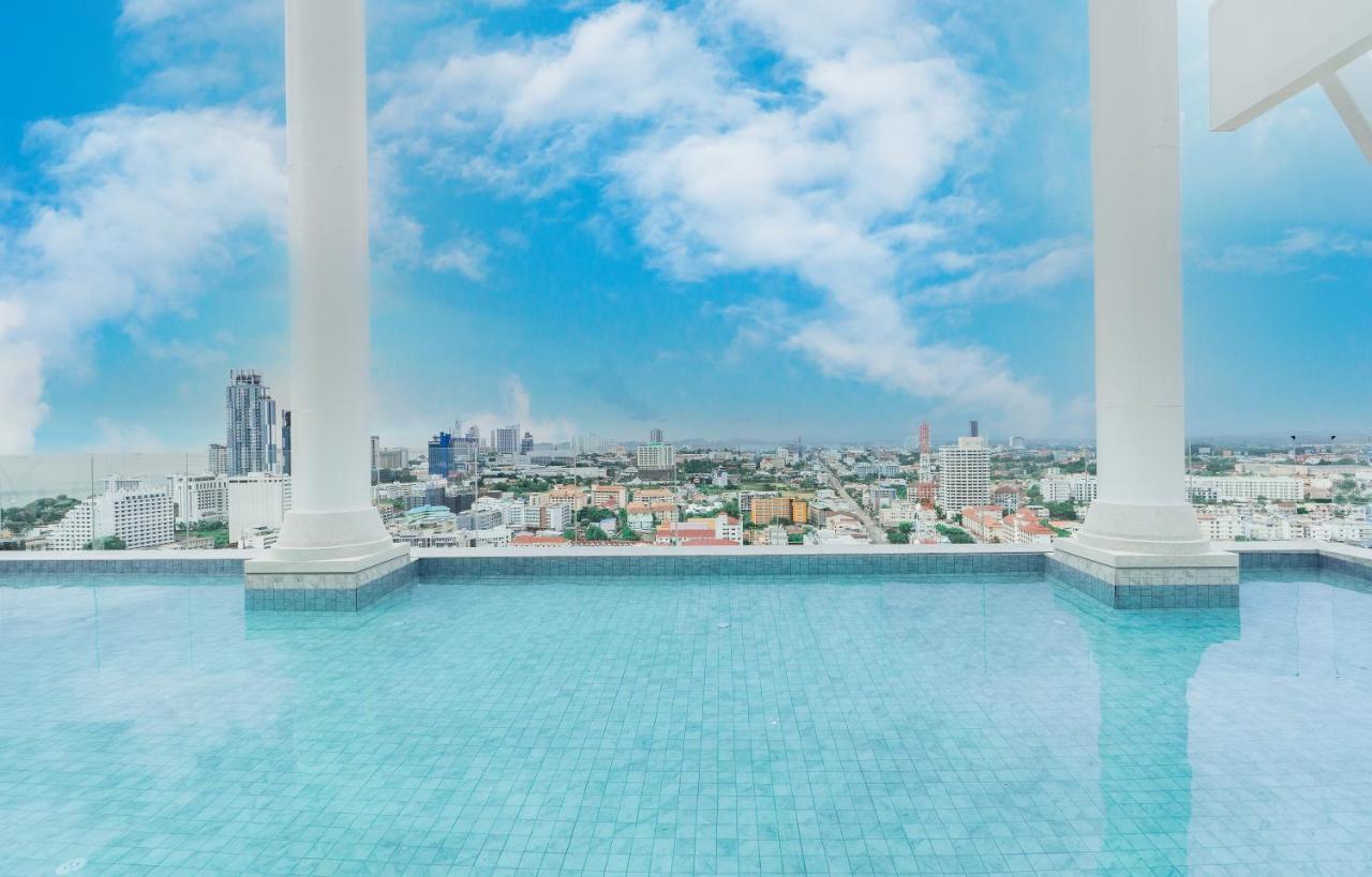 Arbour Hotel&Residence Pattaya Exterior foto Infinity pool